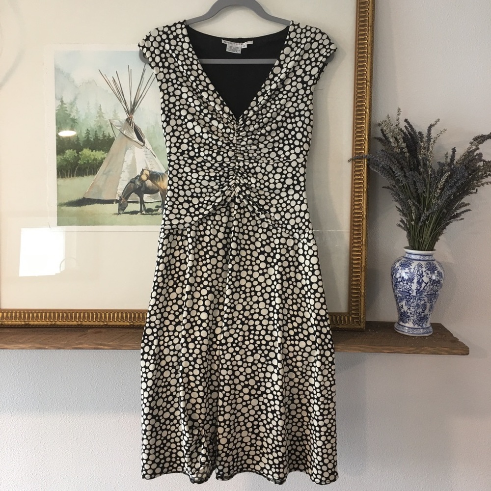 Maggy London Dot Pebble MIDI Dress Ruched Stretch